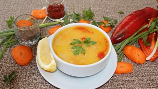 Tavuk Suyu Çorbası