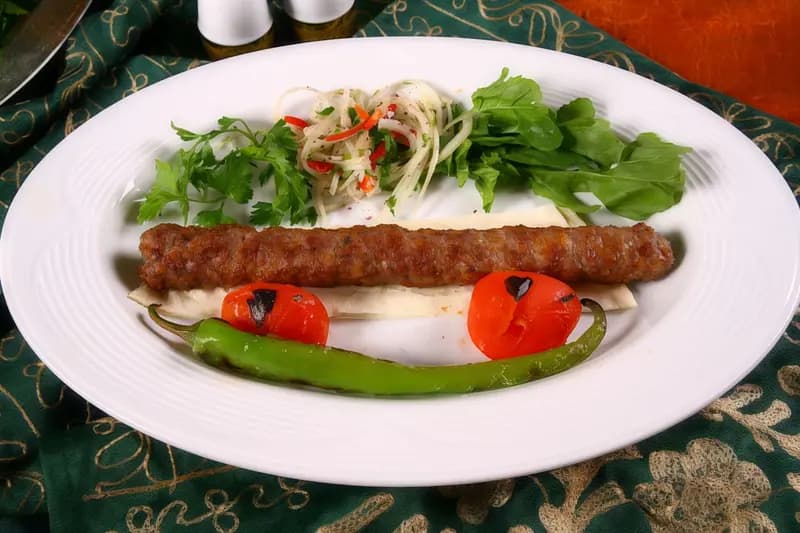 Acılı Adana Kebap (170 gr.)