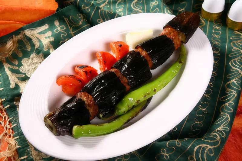 Patlıcanlı Kebap (180 gr.)